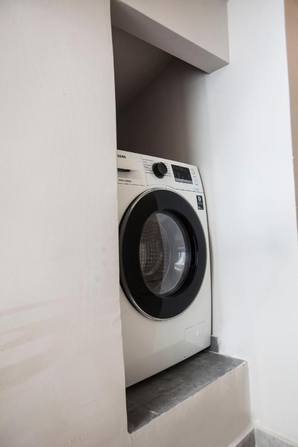 אתונה Bentzi Boutique Apartment 4 מראה חיצוני תמונה
